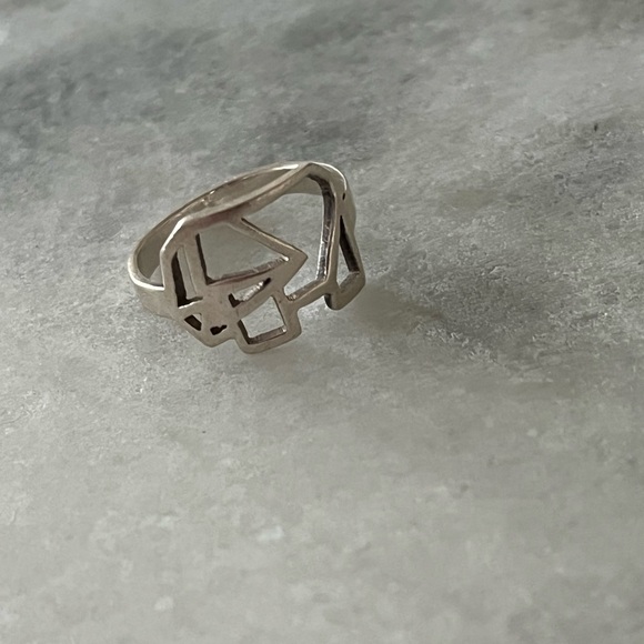 Silver geometric elephant ring size 5.5 or 5 1/2 - Picture 6 of 8